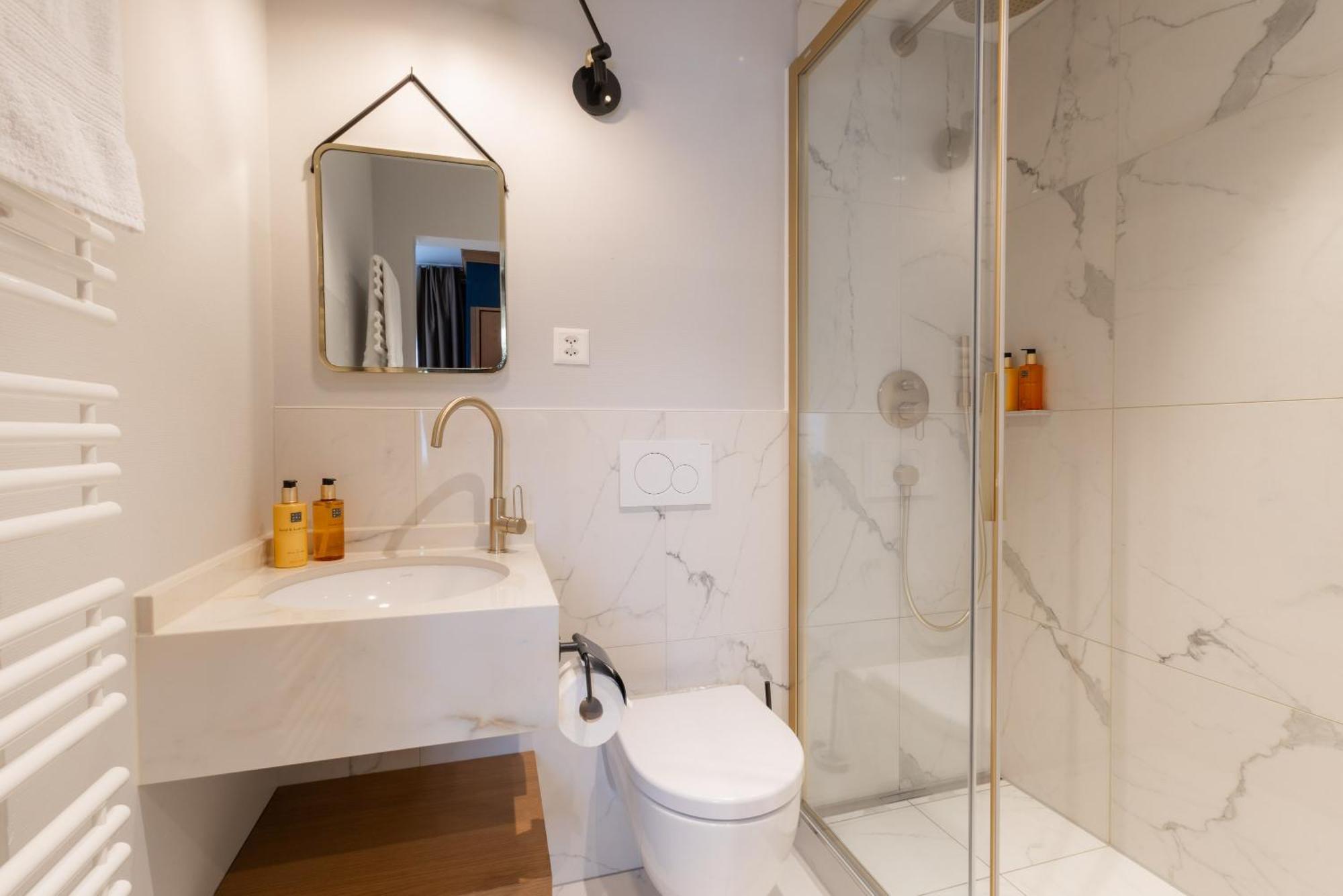 Hotel Boutique Glacier 4*